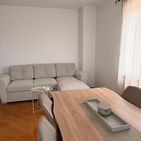 Grzeta Apartman *